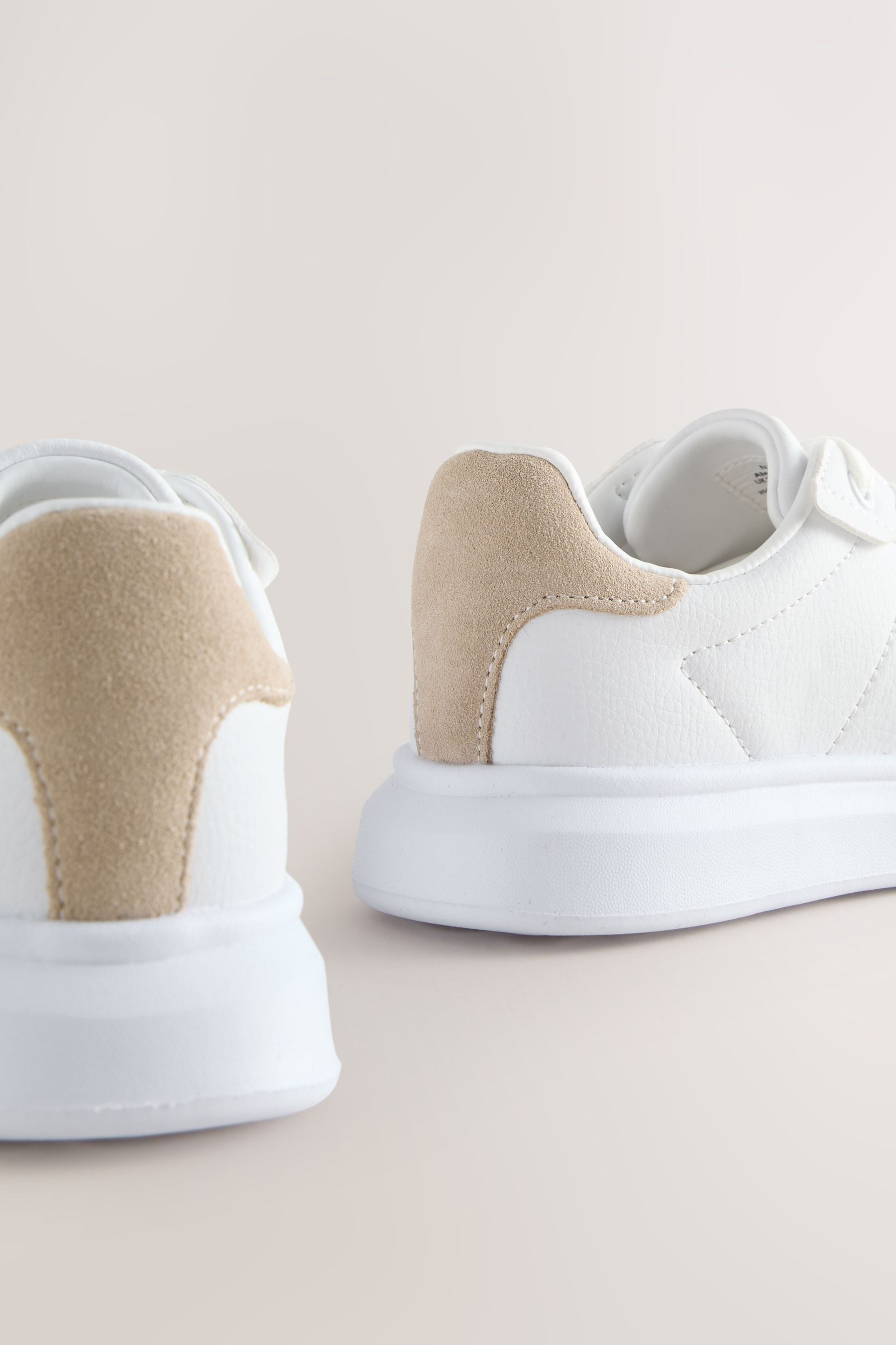 AM8689s2_3L.jpg