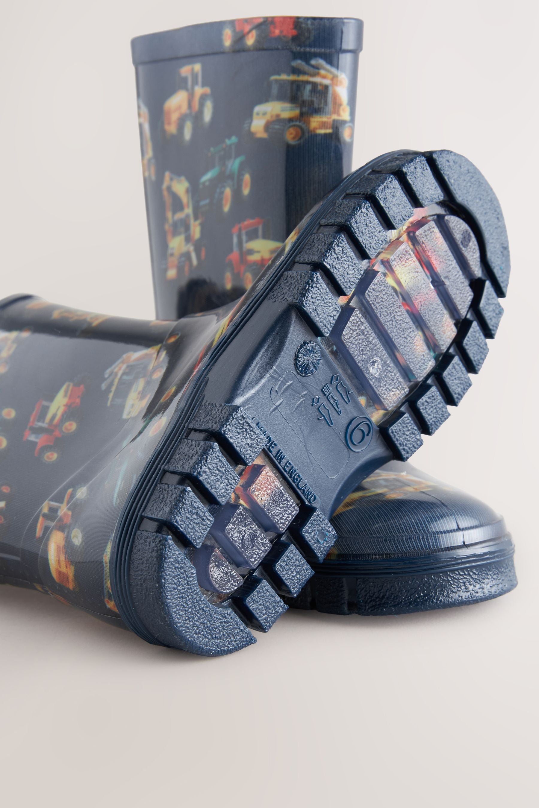 AW1519s2_3L.jpg