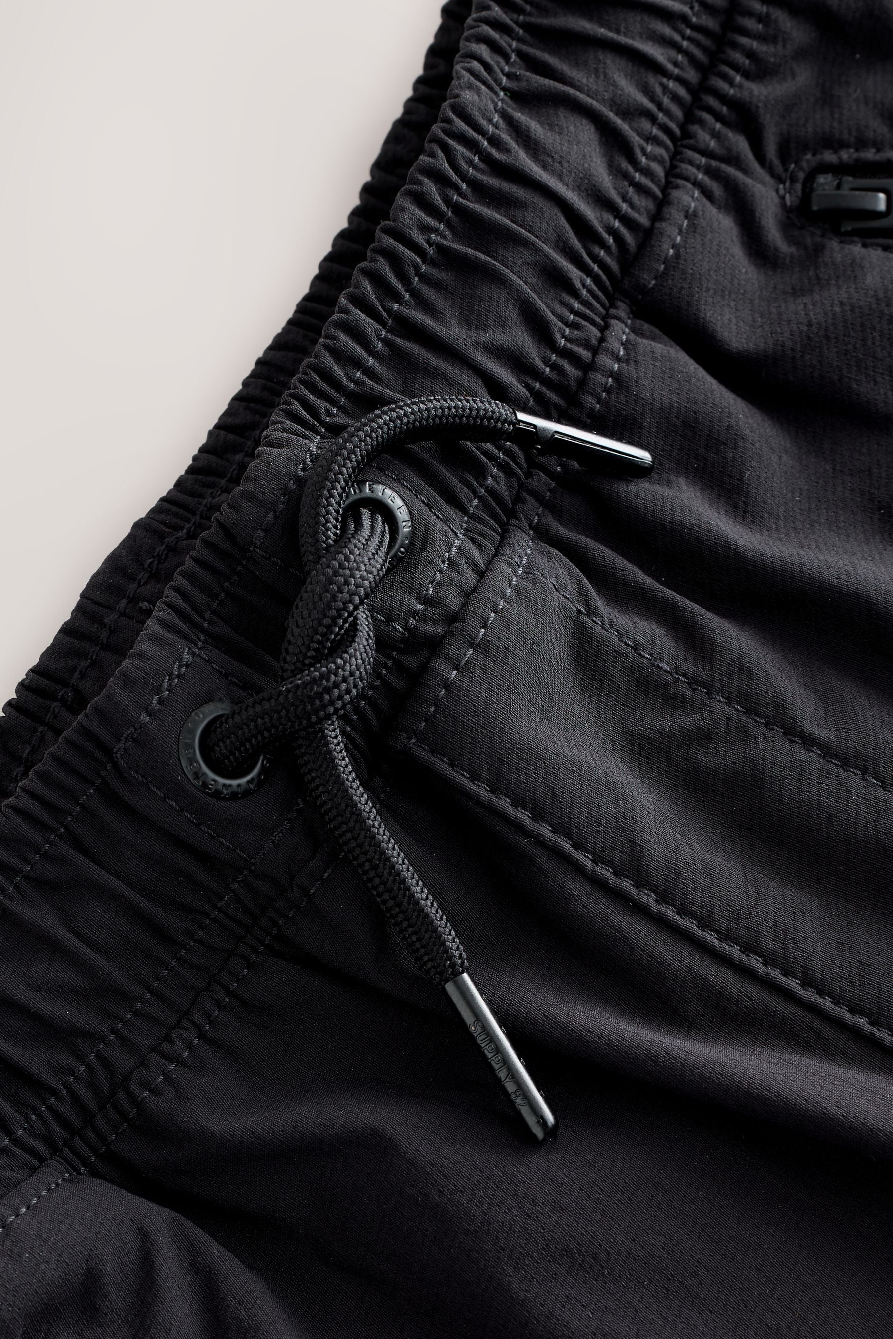 AW1551s6_3L.jpg