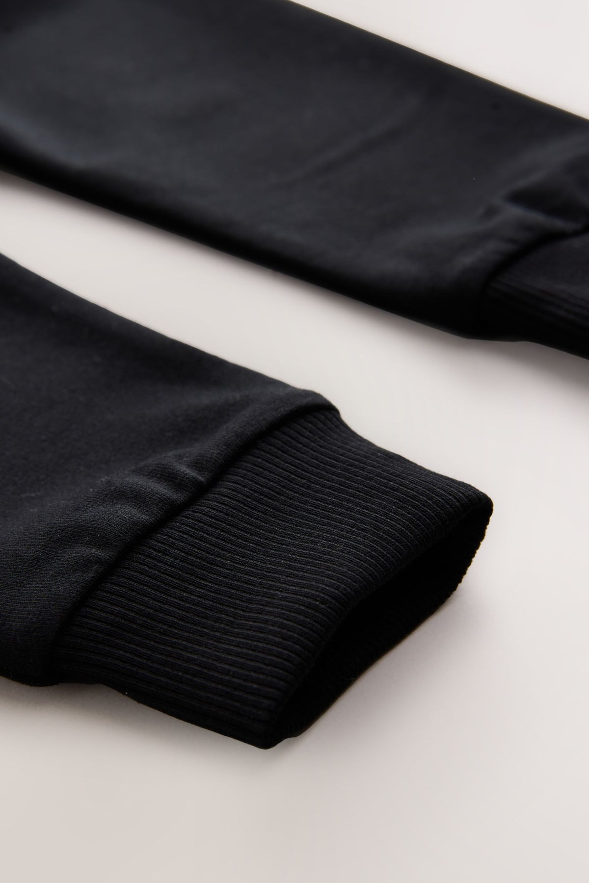 Joggers clasici din jersey – negri, băieți, 3-6 luni - 6-7 ani, NEXT