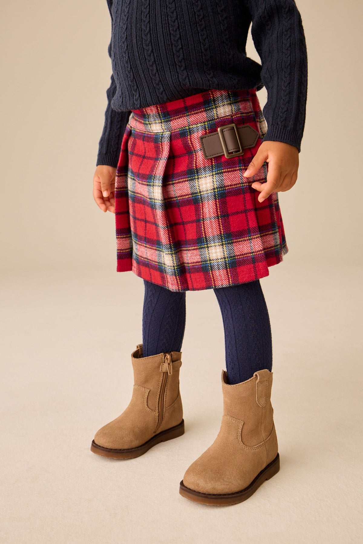 Set fustă-pantalon în carouri tartan și dresuri – roșu, fete, 3-6 luni - 6-7 ani, NEXT - imagine 11