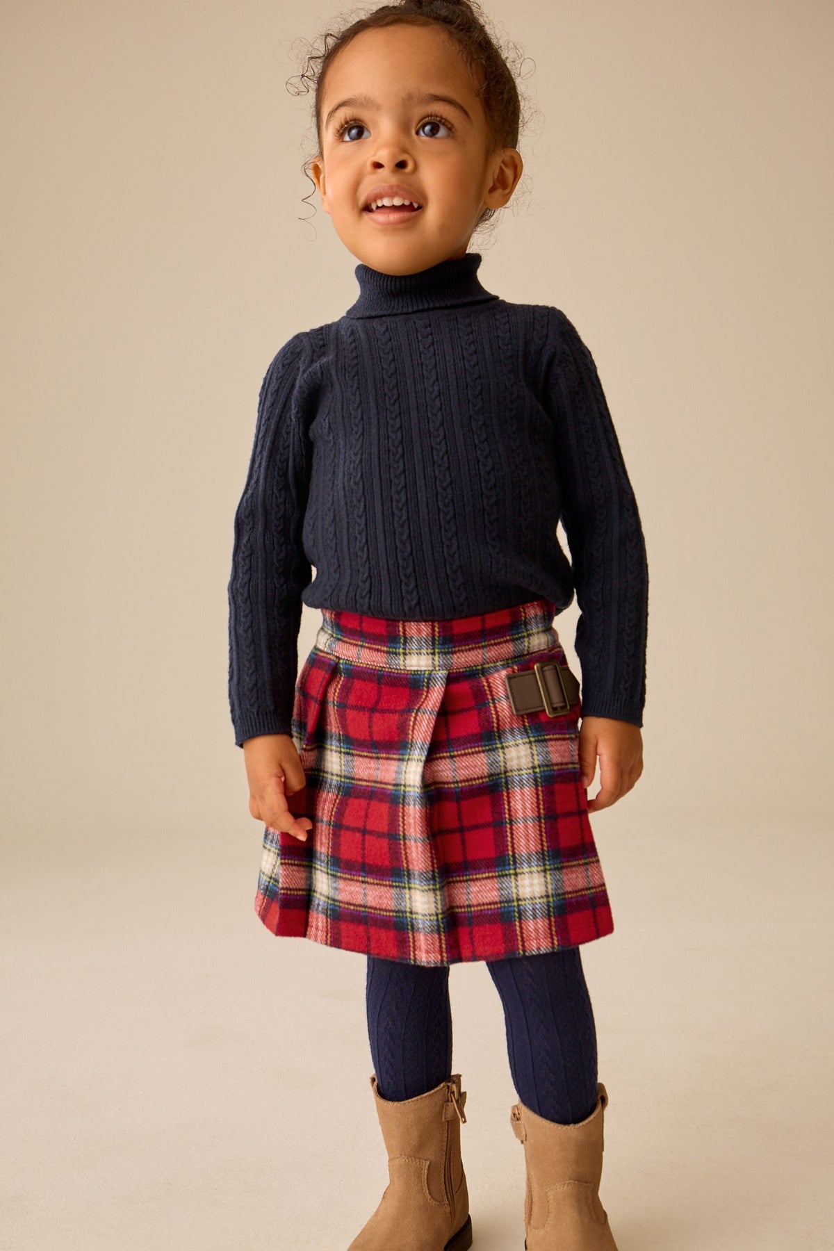 Set fustă-pantalon în carouri tartan și dresuri – roșu, fete, 3-6 luni - 6-7 ani, NEXT - imagine 4