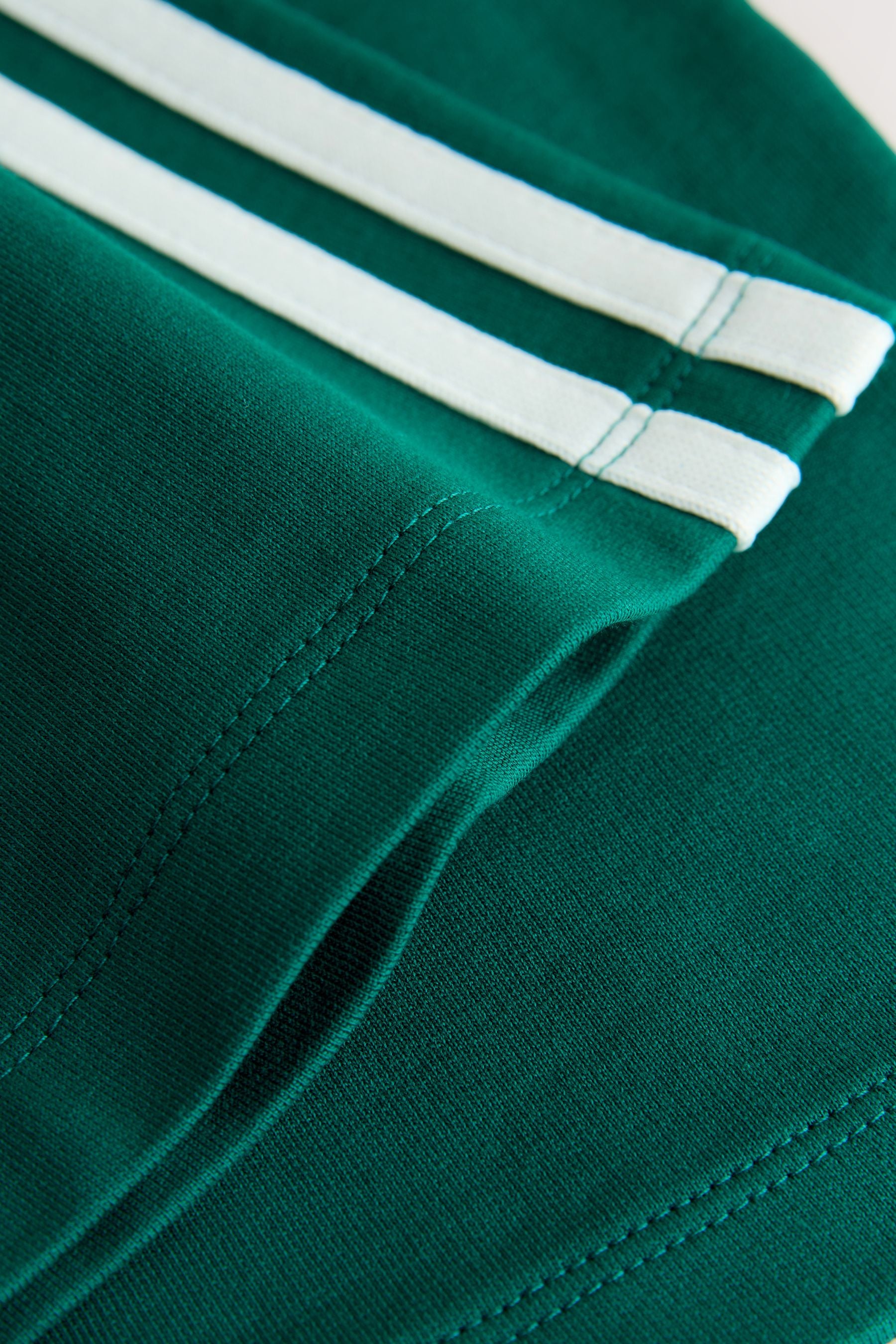 G67595s8_3L.jpg
