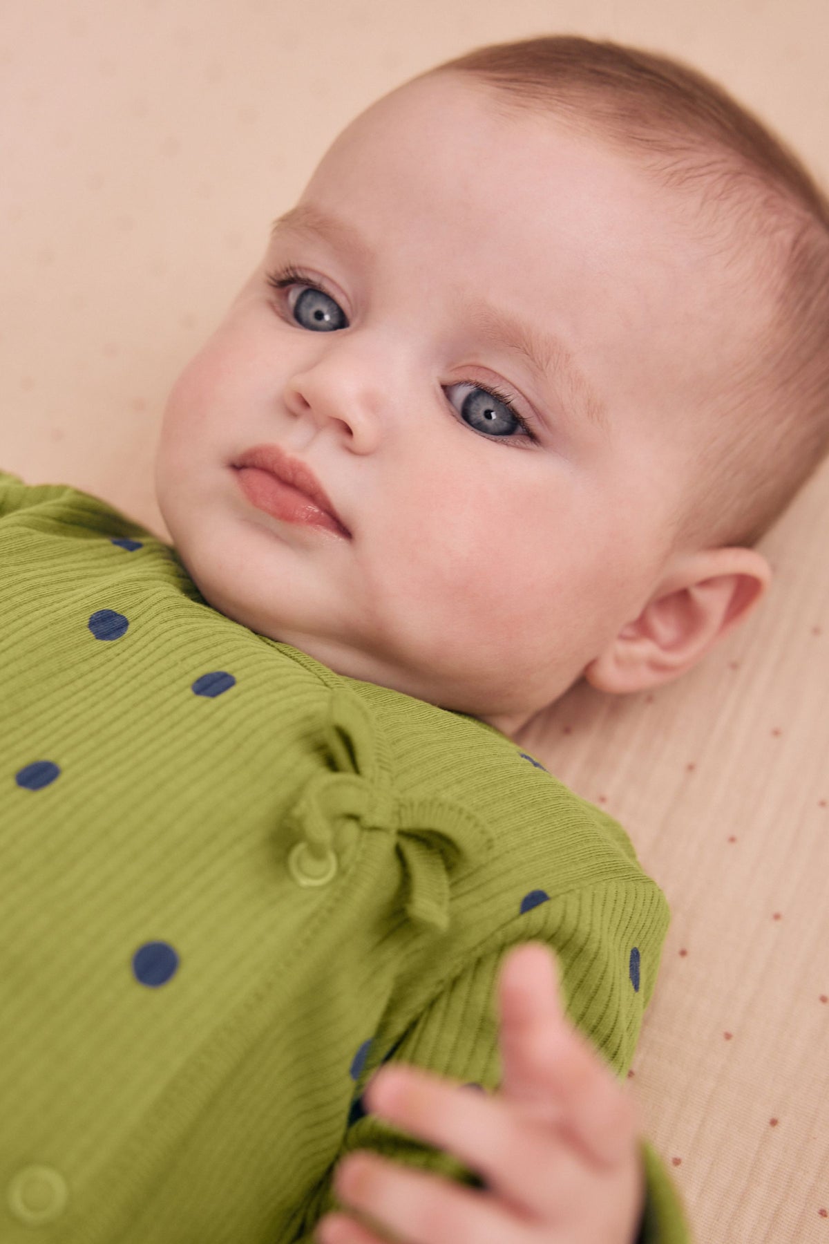 G88142s20_3L.jpg