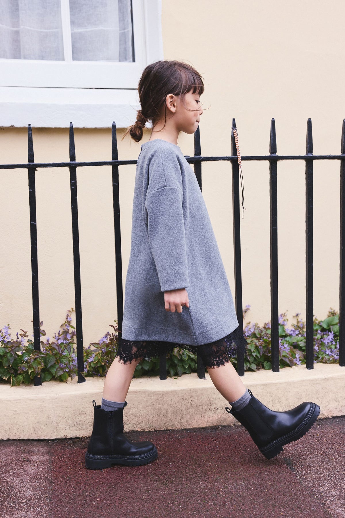 Rochie-pulover 2 în 1 cu tiv din dantelă – gri cărbune, fete, 3 ani - 16 ani, NEXT - imagine 5