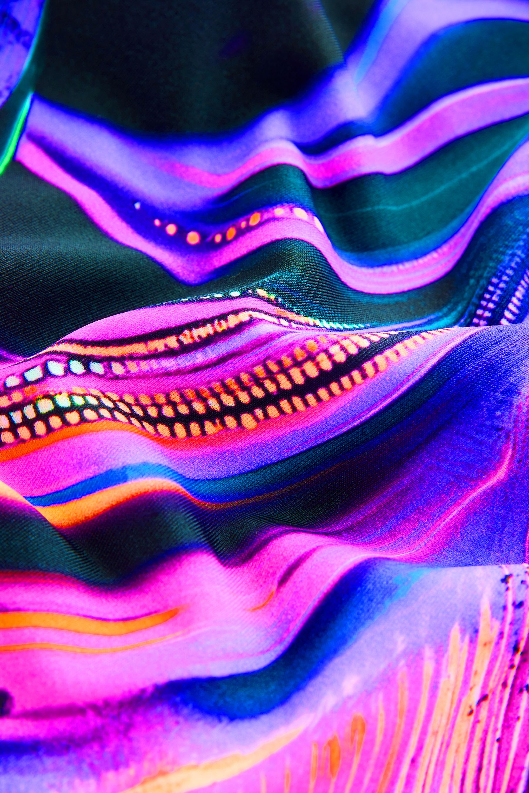H37700s8_3L.jpg