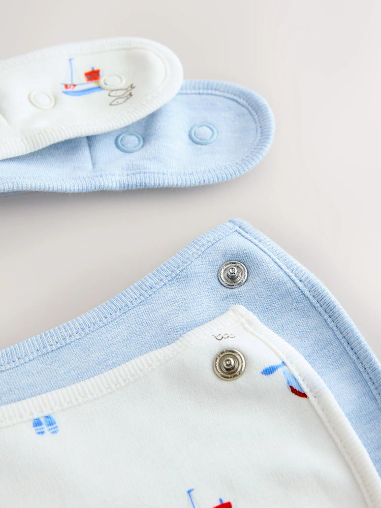 NAUTICAL THEMED 4-PIECE HAT AND BIB SET