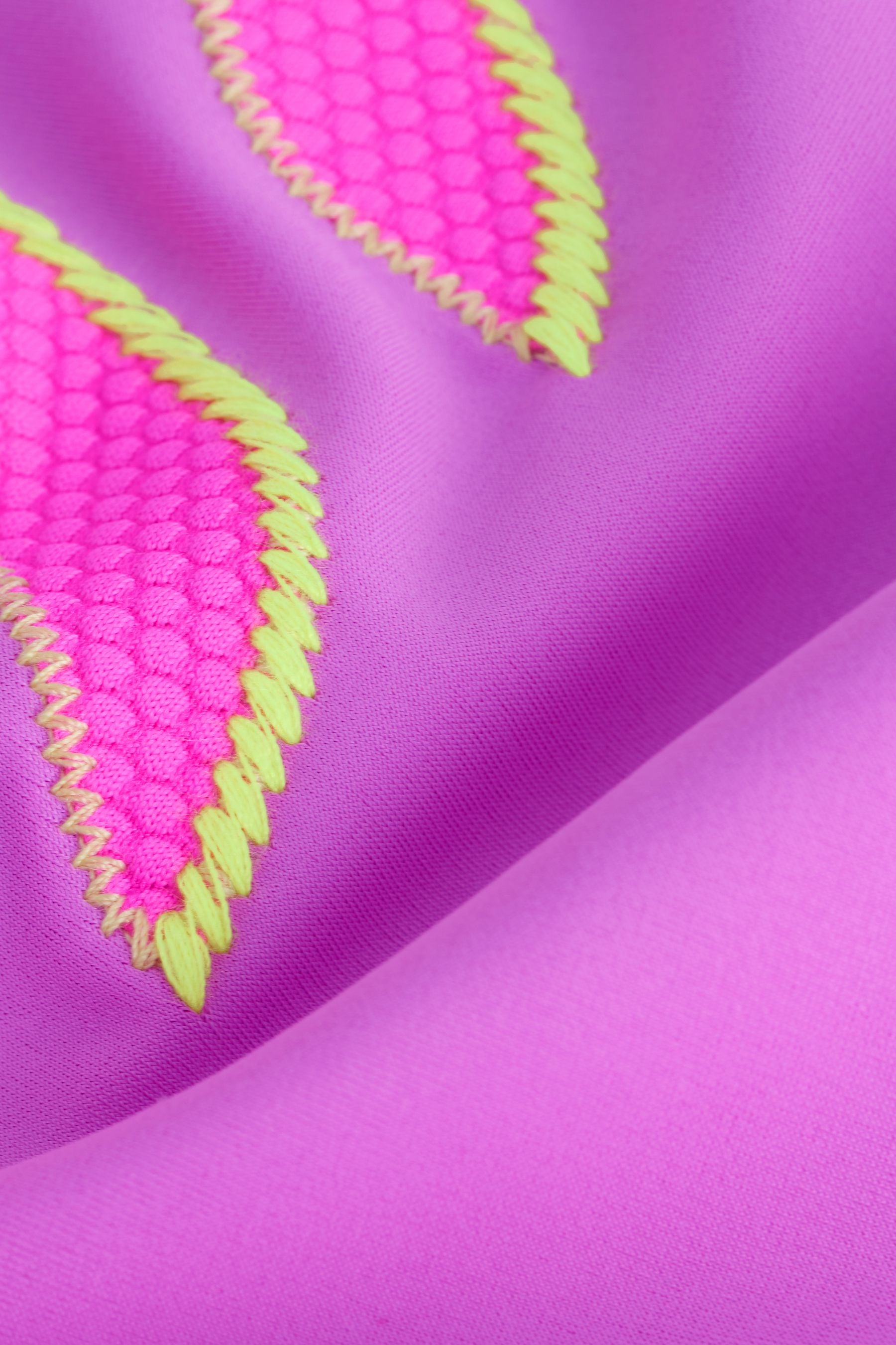 Y00239s6_3L.jpg