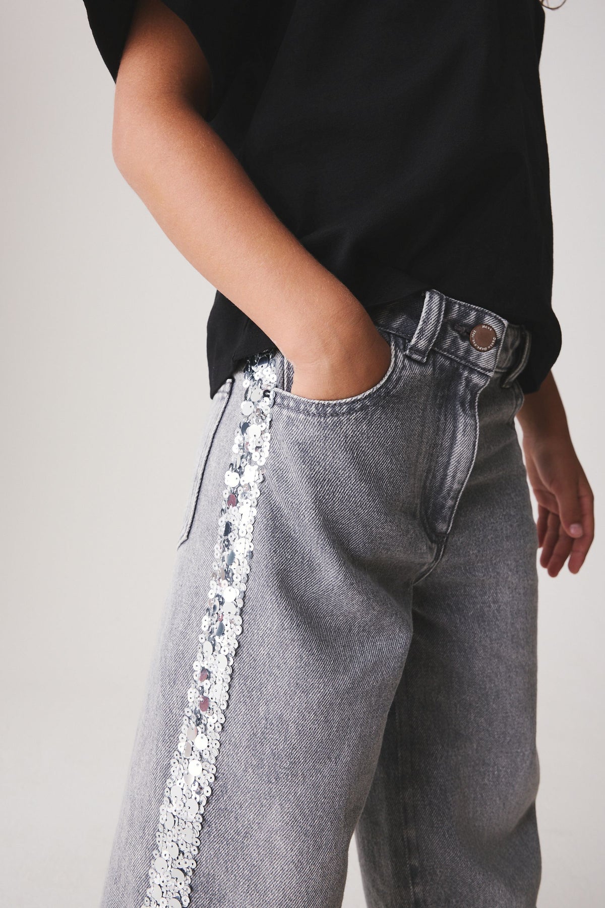 Jeans lățit cu bandă laterală din paiete gri/silver - denim albastru, fete, 3 ani - 16 ani, NEXT - imagine 3