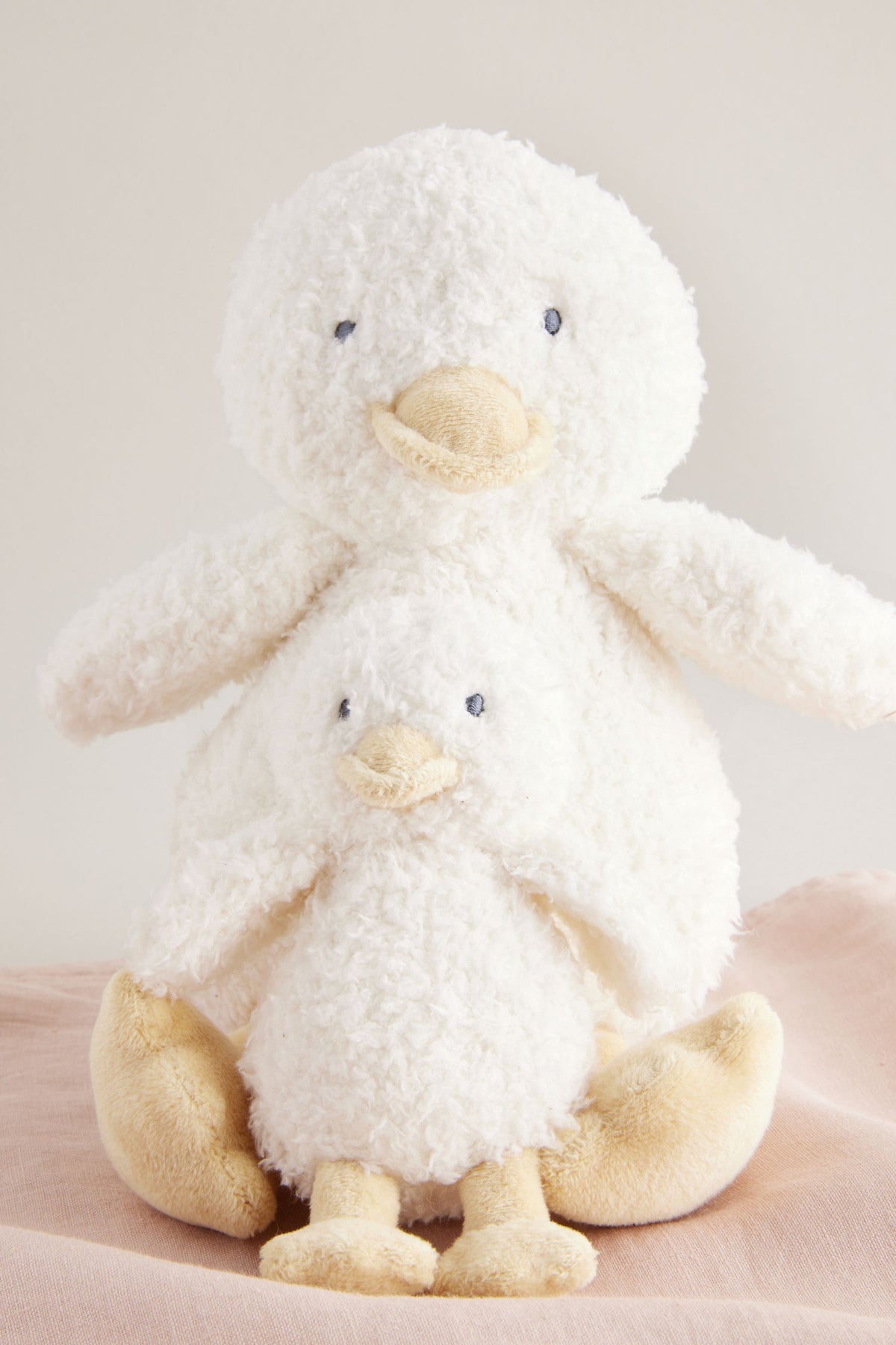 Jucărie pluș moale Duck – albă, NEXT - imagine 2