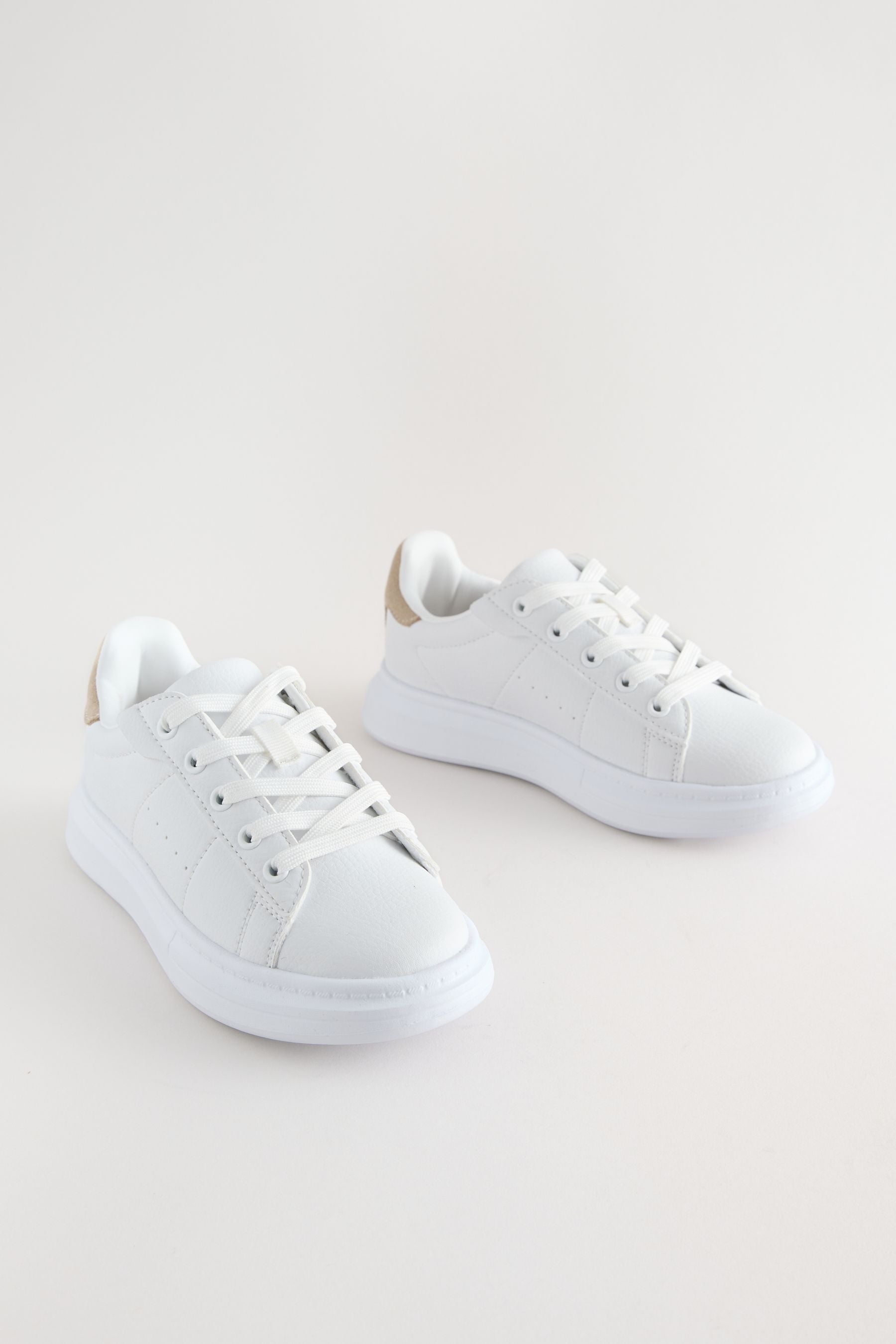 AM8689s4_3L.jpg