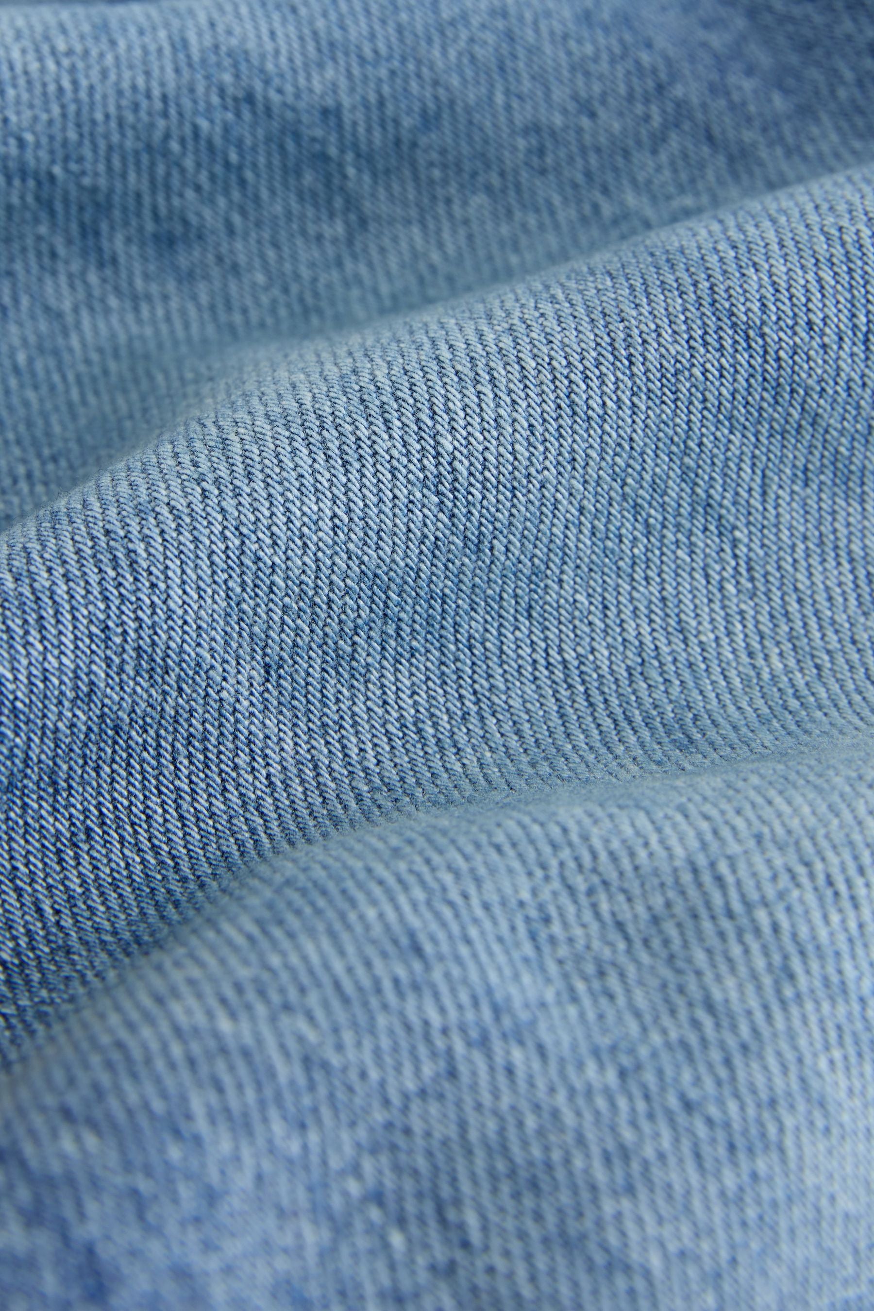 AM8803s11_3L.jpg