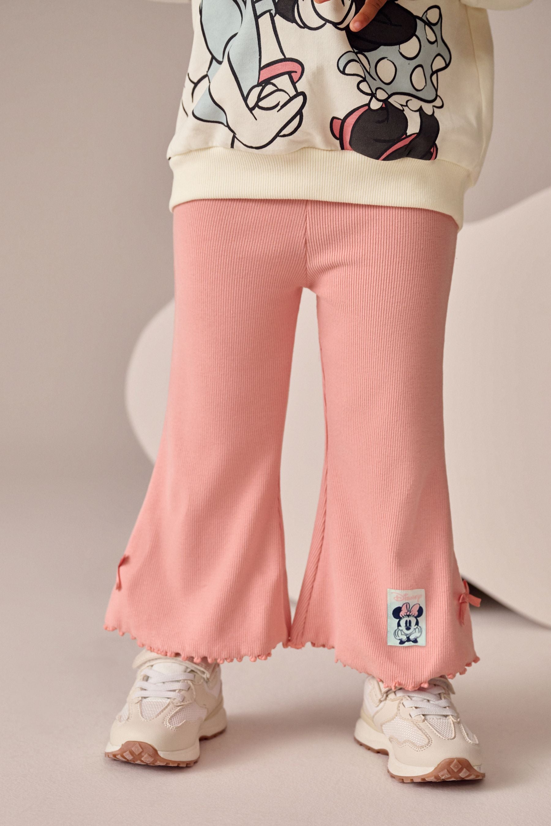 AP5264s4_3L.jpg