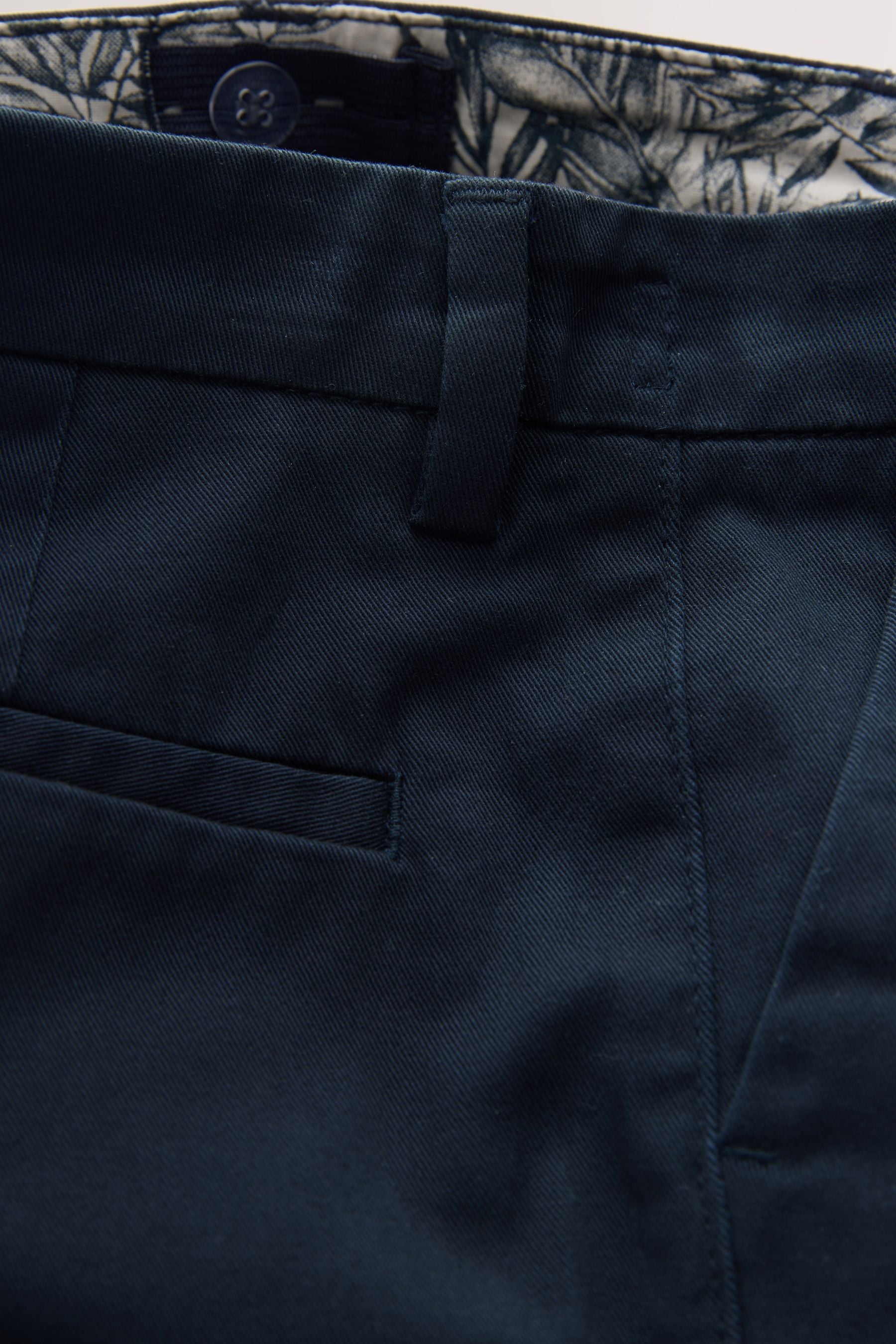 AW1501s10_3L.jpg