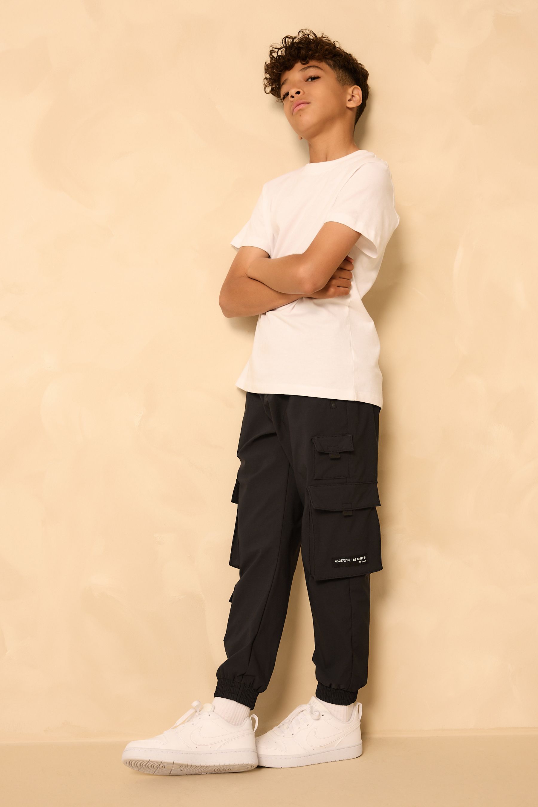 AW1551s3_3L.jpg