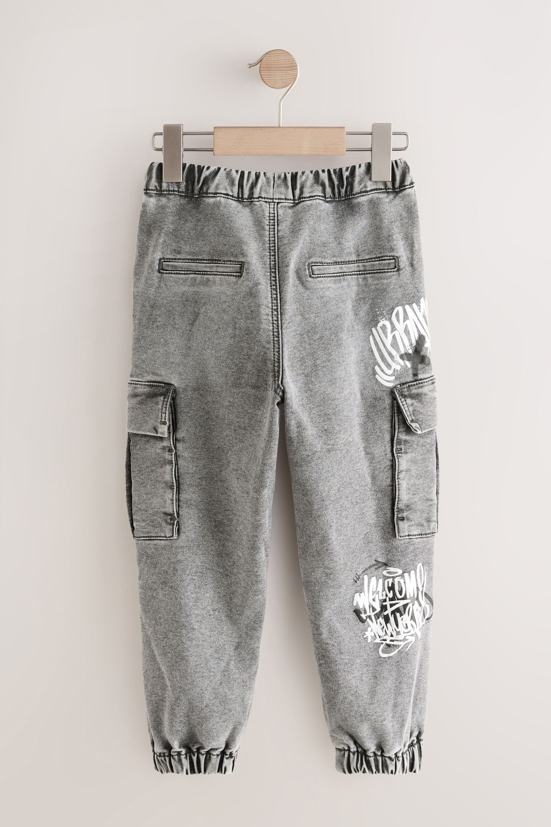 AW2137s3_3L.jpg