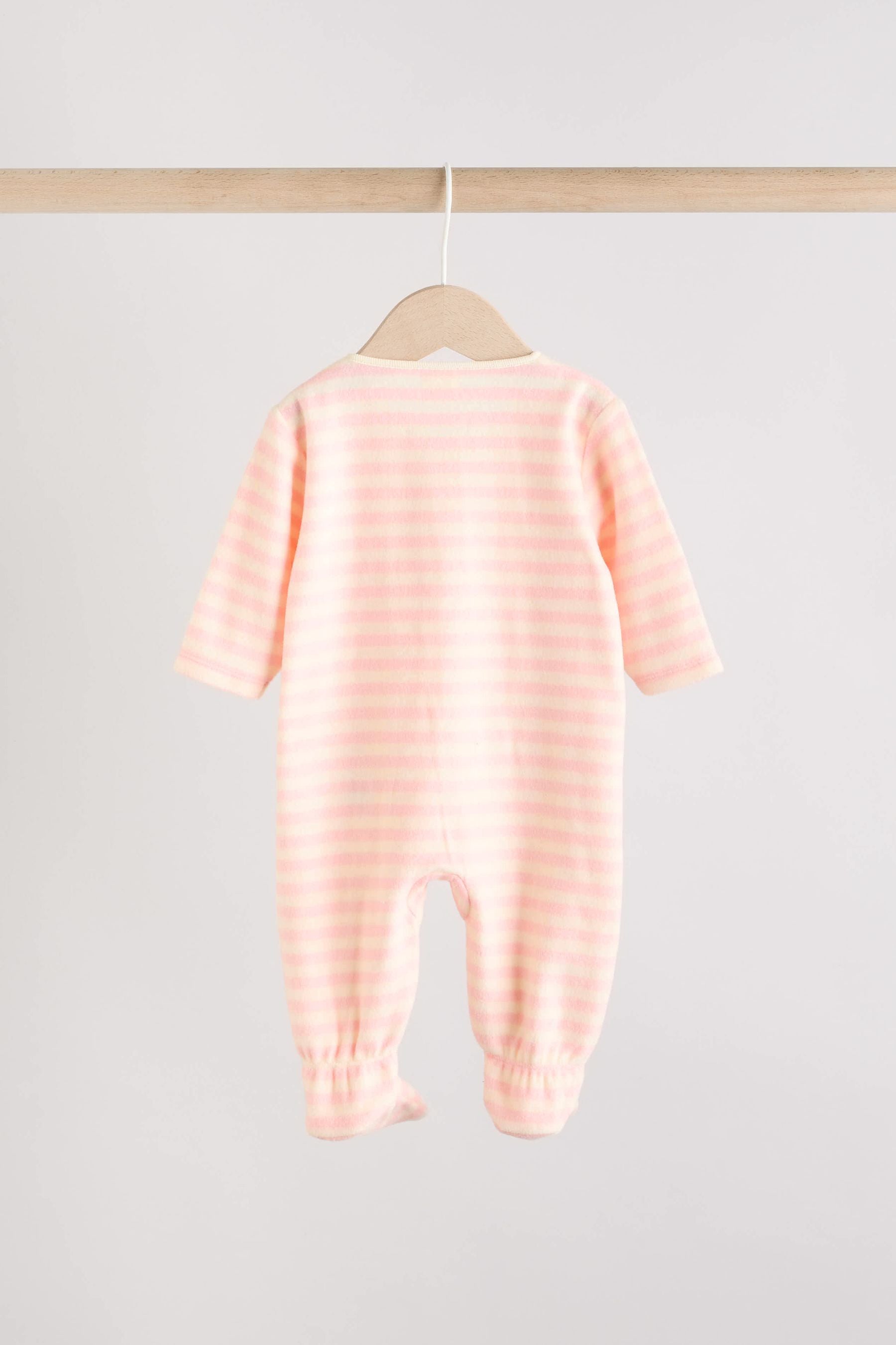 AW2306s6_3L.jpg