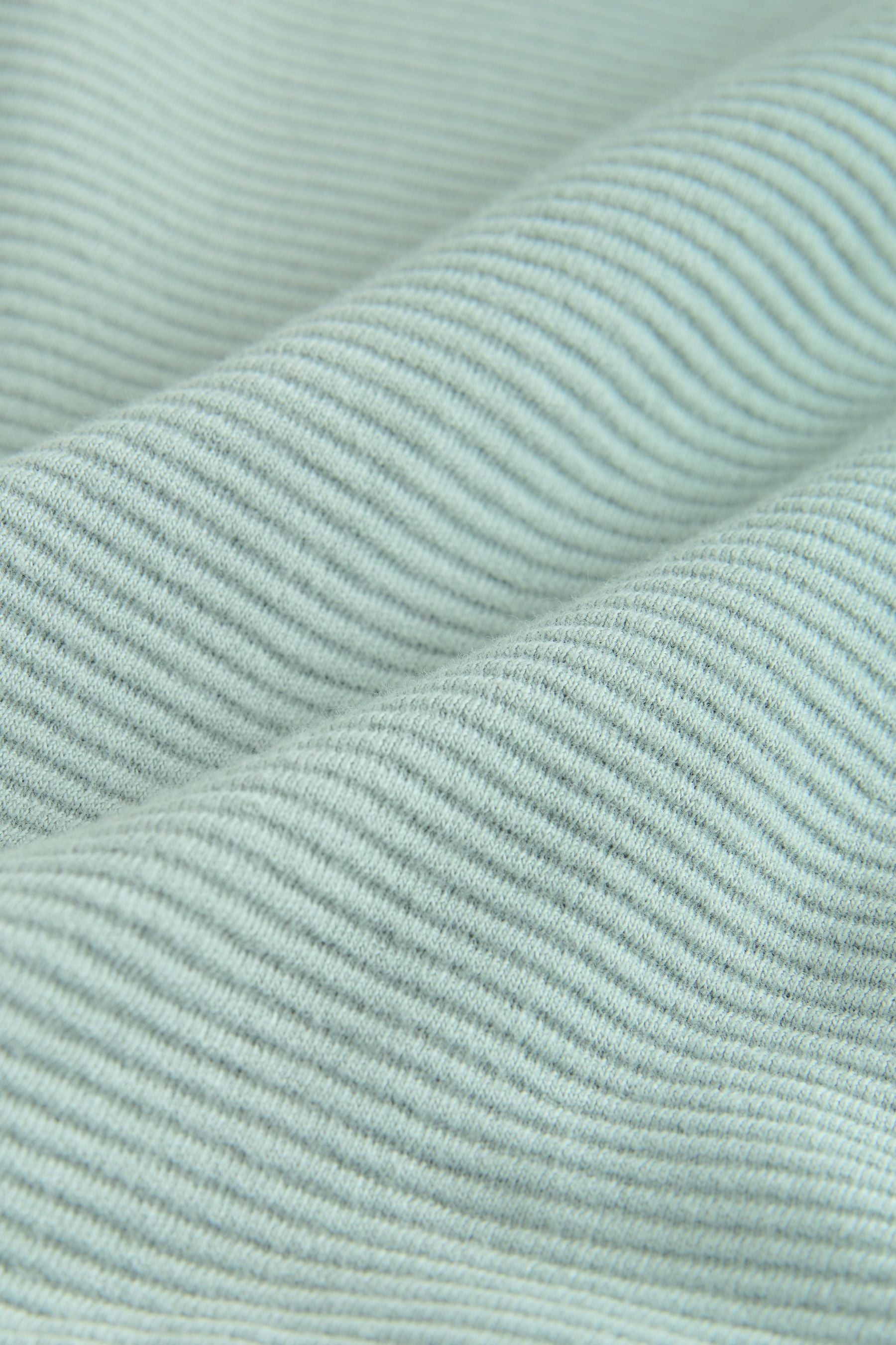 E43862s3_3L.jpg