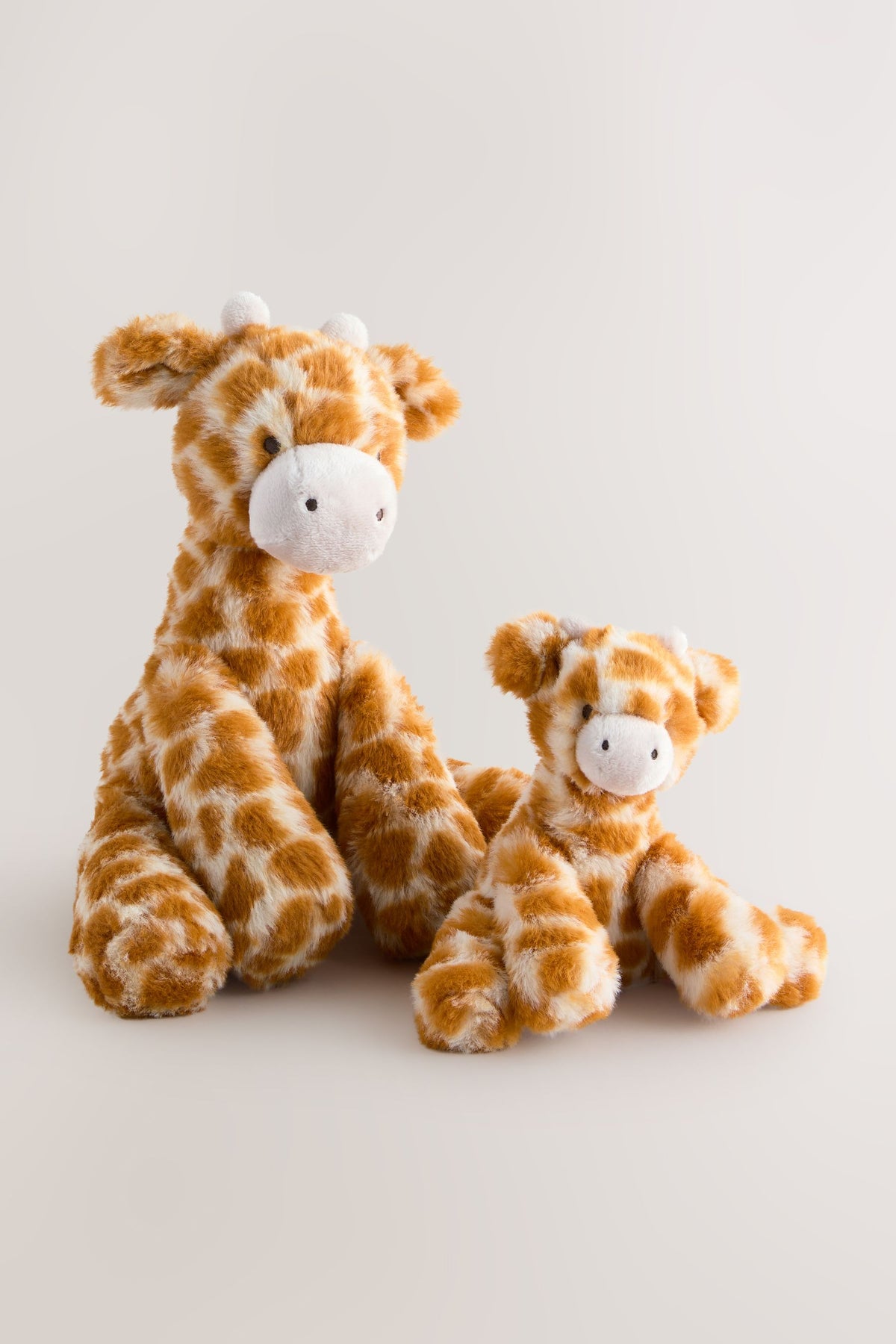 Jucărie pluș girafă – maro, NEXT