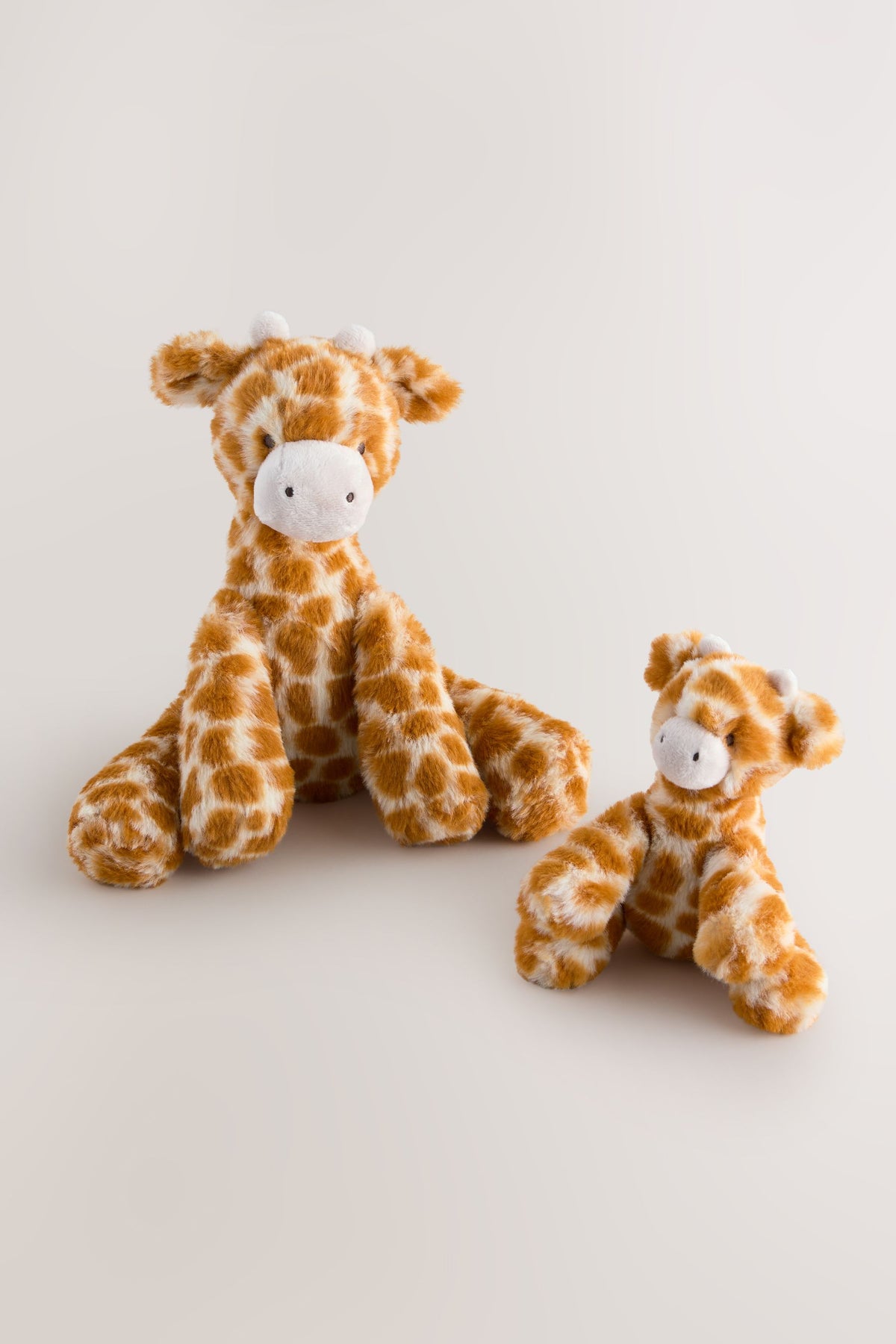 Jucărie pluș girafă – maro, NEXT