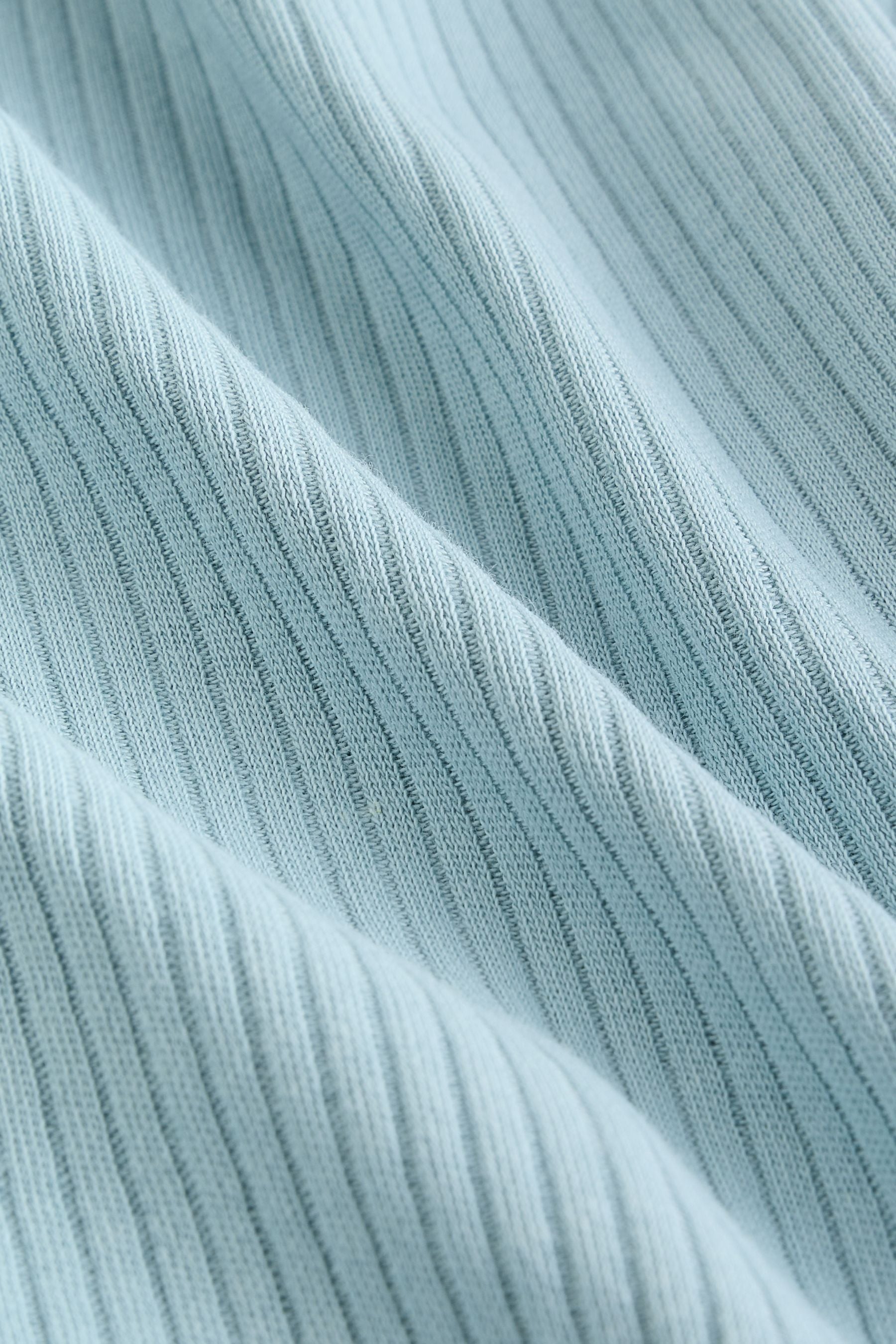 F13419s18_3L.jpg