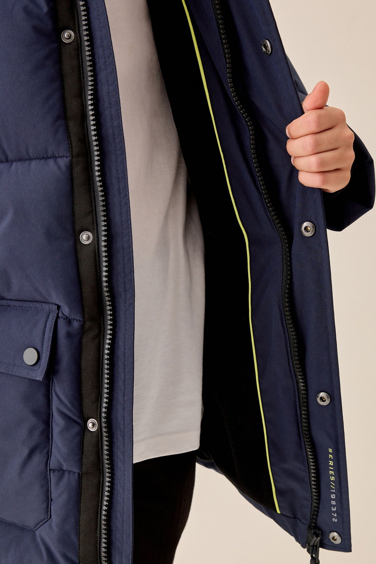 Parka groasă rezistentă la ploaie, cu margine din blană artificială – bleumarin, băieți, 3 ani - 16 ani, NEXT - imagine 16
