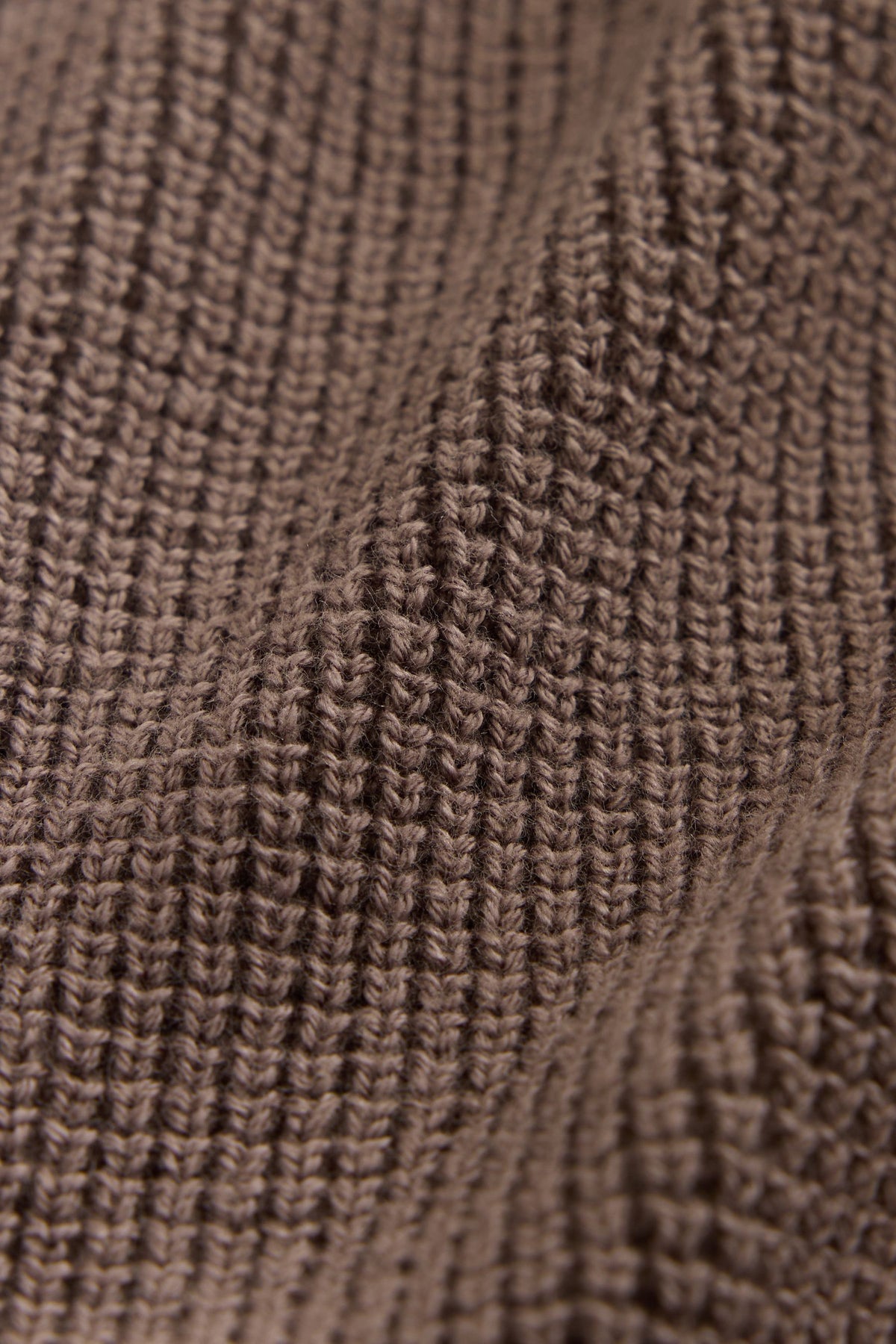G67240s10_3L.jpg