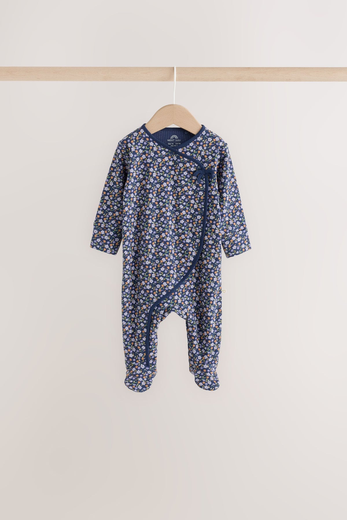 G88142s12_3L.jpg