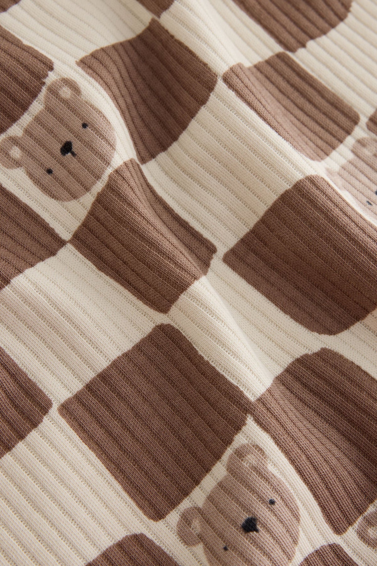 G90598s19_3L.jpg