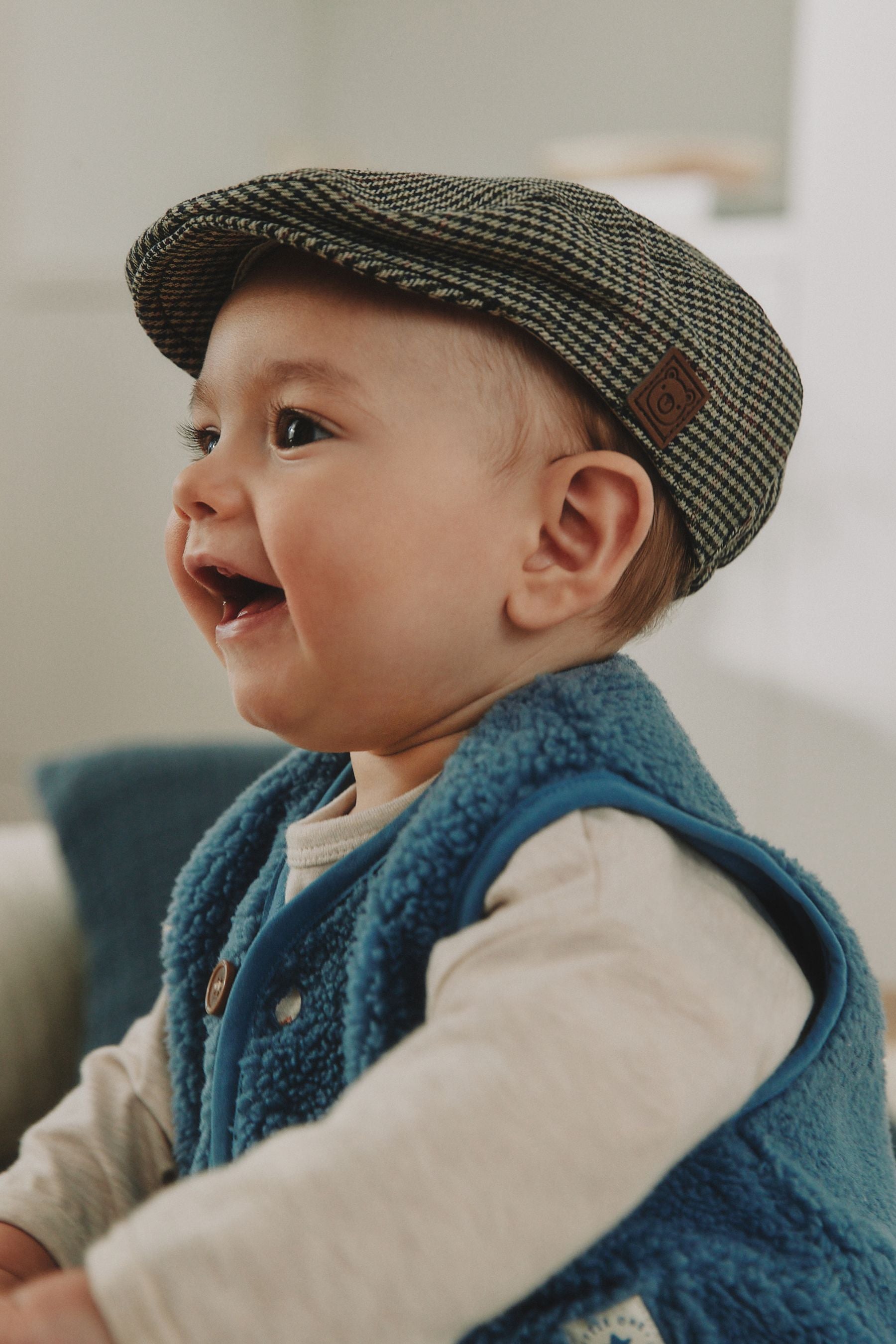 G97779s5_3L.jpg