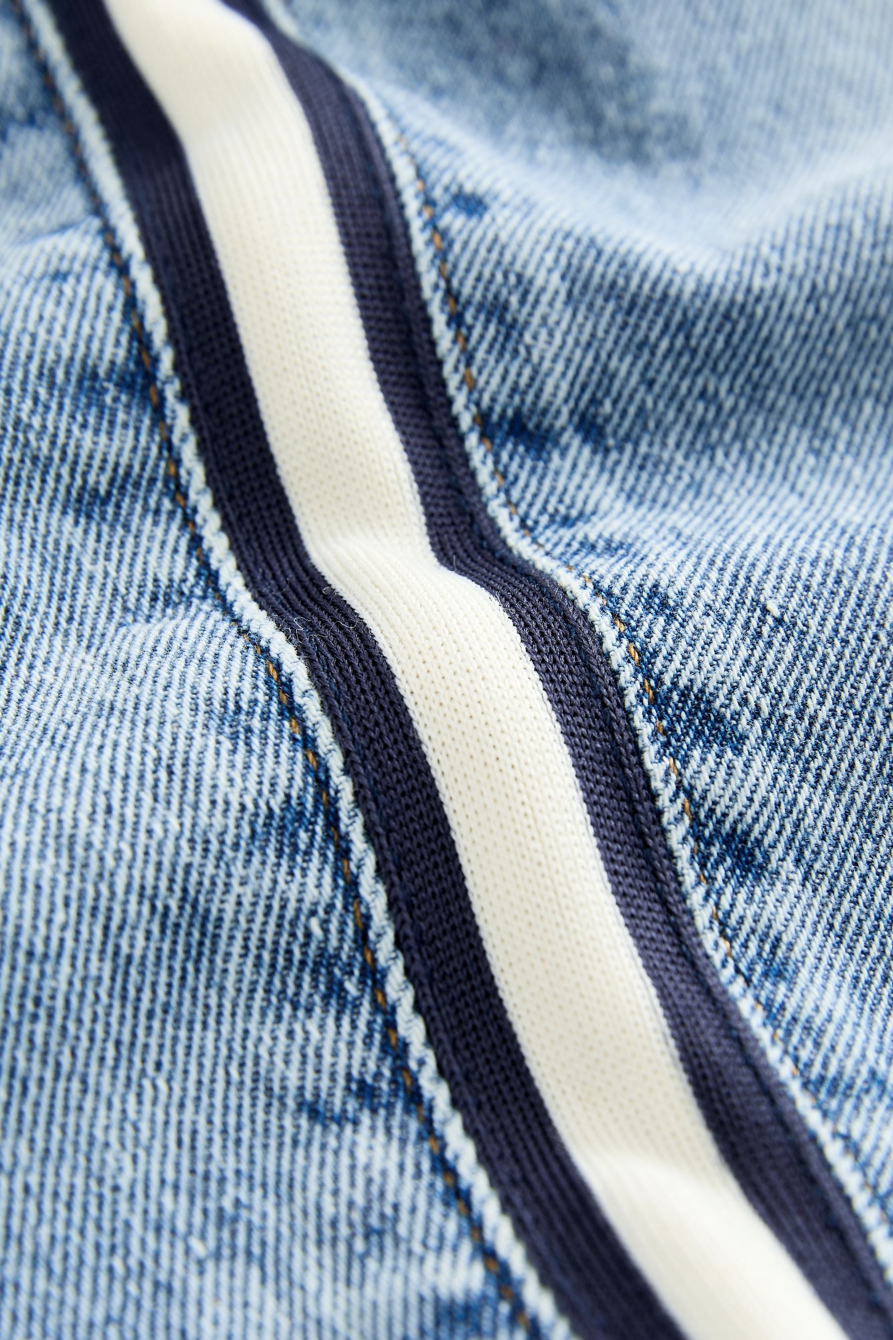 H86867s9_3L.jpg