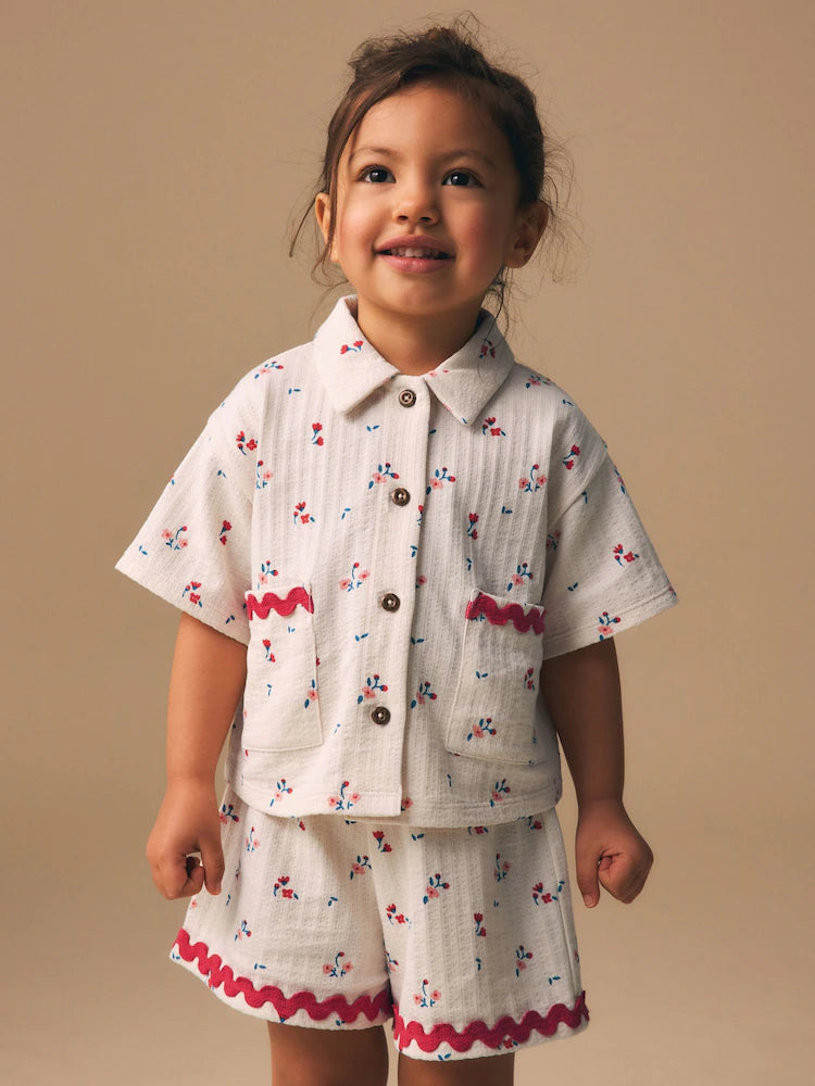 ECRU WHITE DITSY FLOWER SHORT SLEEVE BUTTON SHIRT AND SHORTS SET