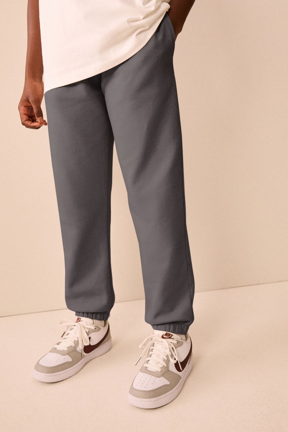 Pantaloni de trening Regular Fit Mink Brown - Mink Brown, Băieți, 3 ani - 16 ani, NEXT - imagine 4