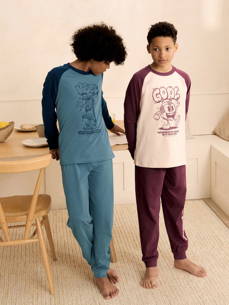Set 2 pijamale cu mânecă lungă Cool Vibes – roșu/albastru, băieți, 3 ani - 14 ani, NEXT
