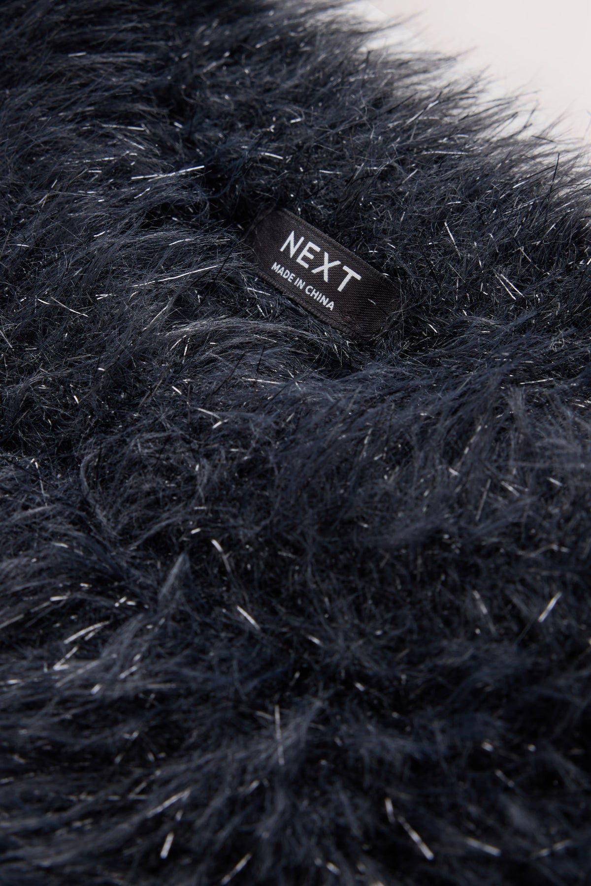 Pulover pufos cu fir strălucitor – negru, fete, 3 ani - 16 ani, NEXT - imagine 8