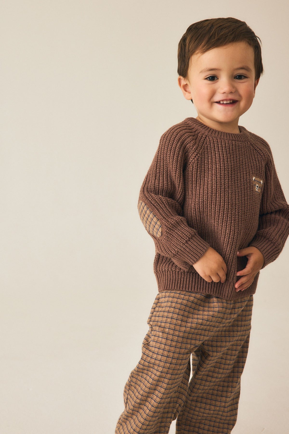 Pulover Tricotat Maro și Set de Pantaloni Largi - Maro, Băieți, 3-6 luni - 6-7 ani, NEXT - imagine 4