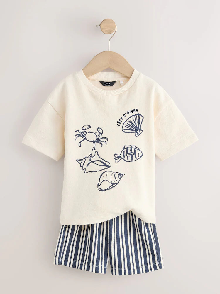Set cu tricou și pantaloni scurți
