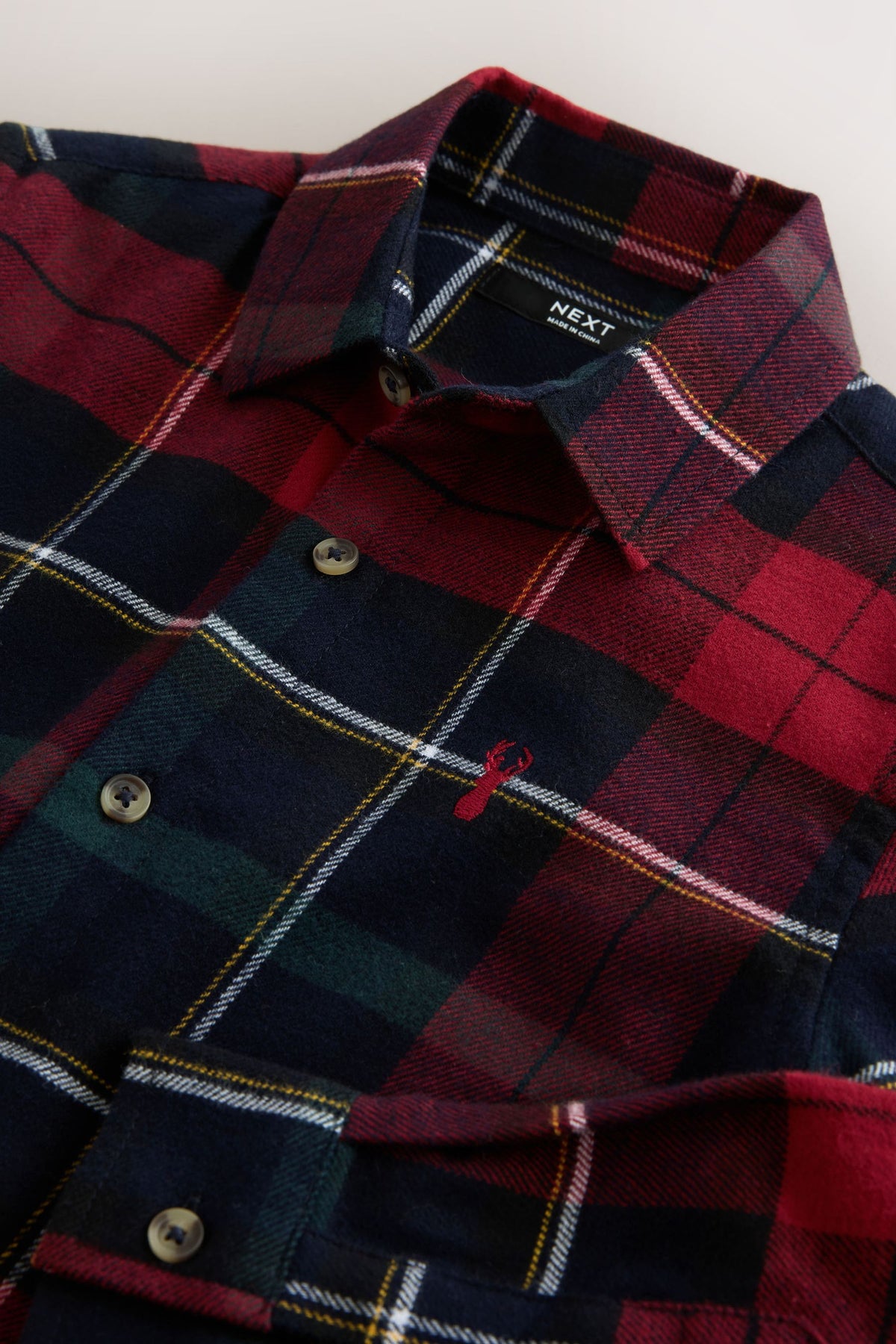 Cămașă de Crăciun în carouri tartan, cu mânecă lungă – roșu/bleumarin, băieți, 3 ani - 16 ani, NEXT - imagine 6