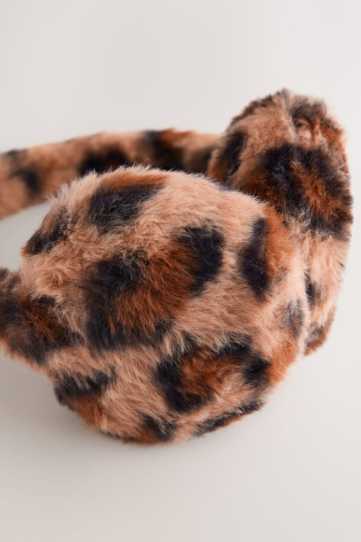 Apărători pentru urechi cu animăluț – animal print, fete, mărime unică, NEXT - imagine 3